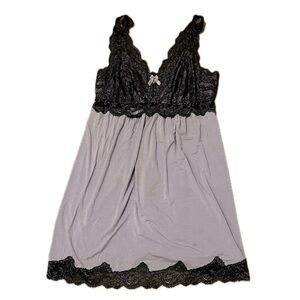 Soma Black and Lavender Lace Chemise Size L